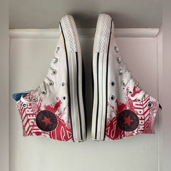 Converse All Star High Top Women Size 7 Men 5 Unisex Superman DC Comic Shoe - Picture 6 of 8